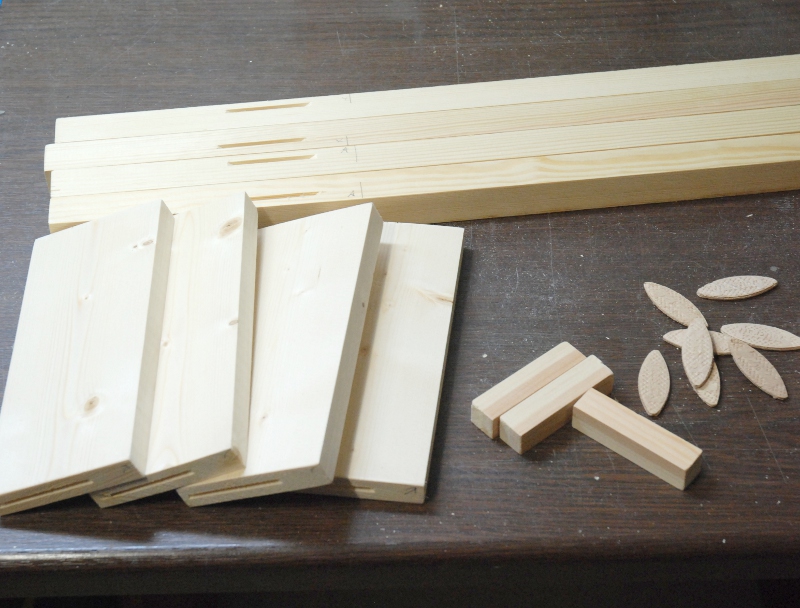 Modulbeine - Holzzuschnitt und Dübel
